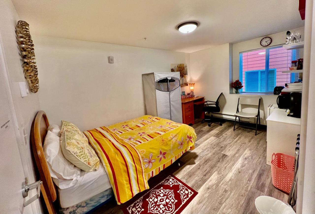 Micro Studio Apartment 10 Minutes Walk To University Of Washington Seattle Exteriör bild