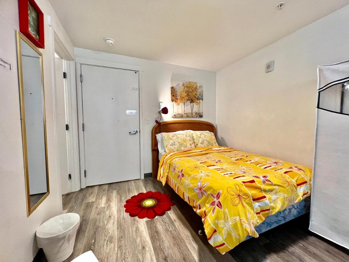 Micro Studio Apartment 10 Minutes Walk To University Of Washington Seattle Exteriör bild